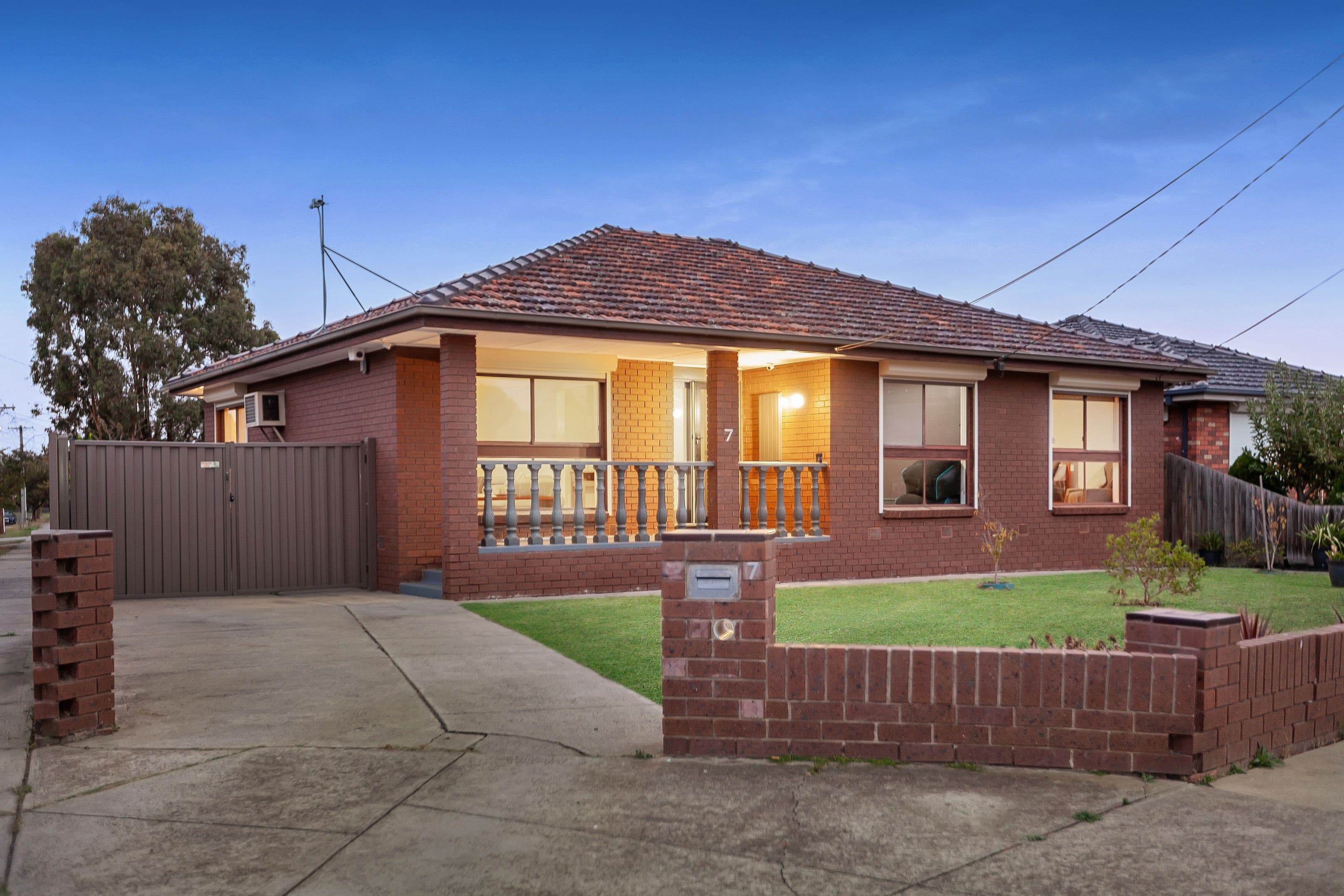 7 Pallant Avenue, Reservoir VIC 3073, Reservoir - Image 1