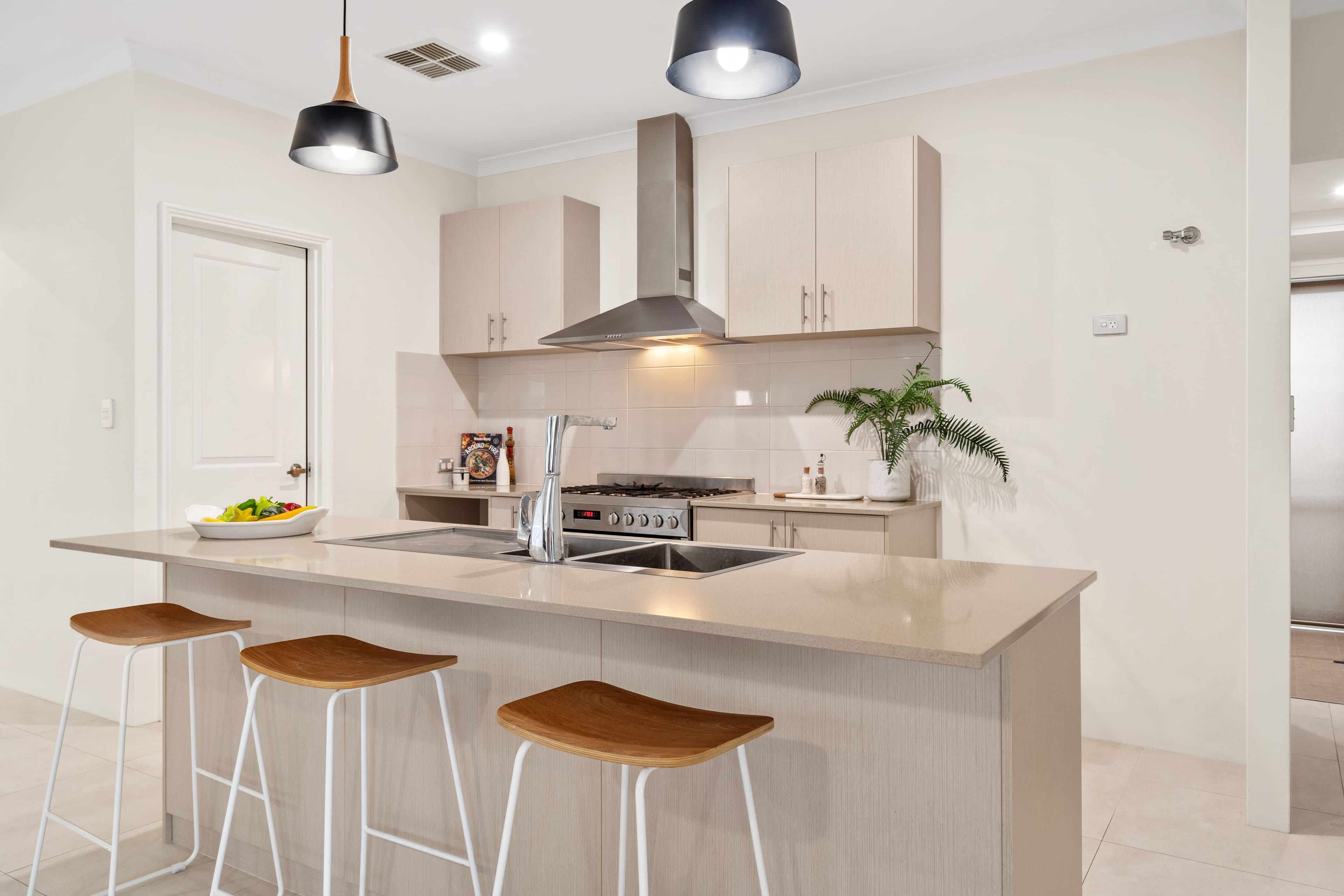 157 Honeywood Avenue, Wandi WA 6167, Wandi - Thumbnail 2