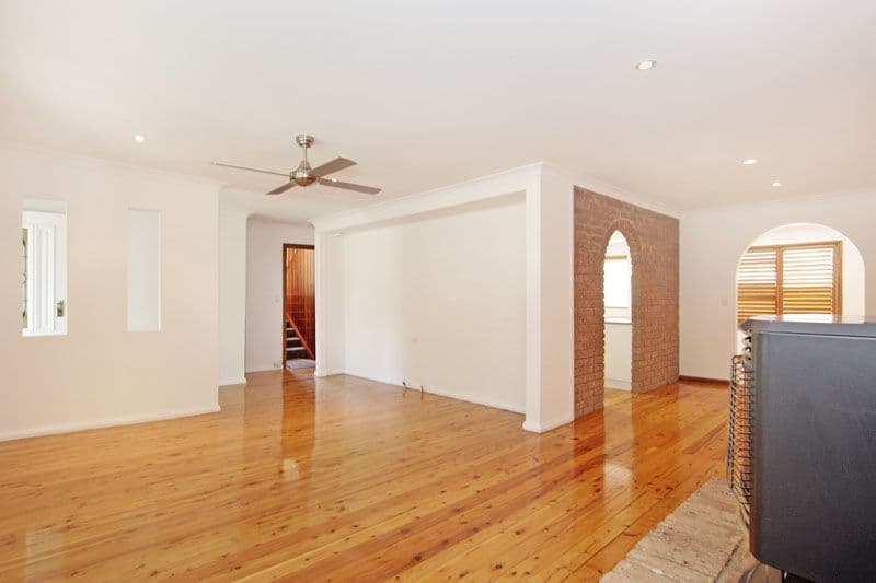 49 Sierra Avenue, BATEAU BAY NSW 2261, Bateau Bay - Thumbnail 3