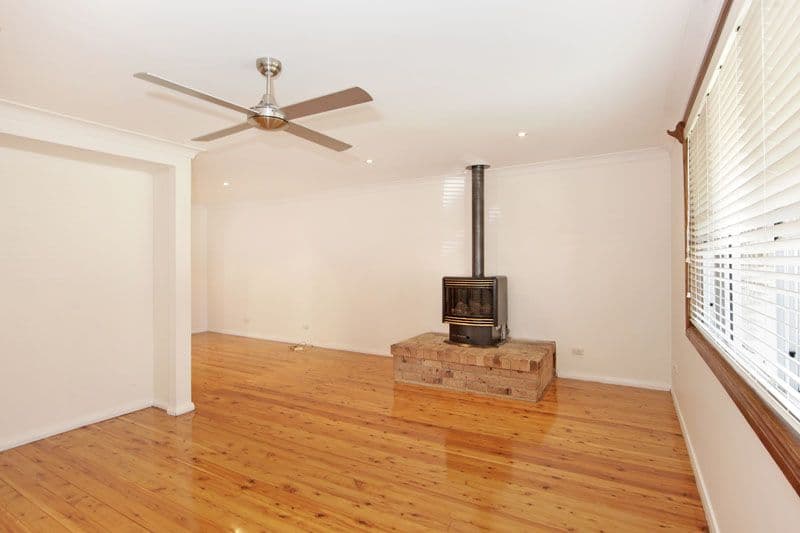 49 Sierra Avenue, BATEAU BAY NSW 2261, Bateau Bay - Thumbnail 4