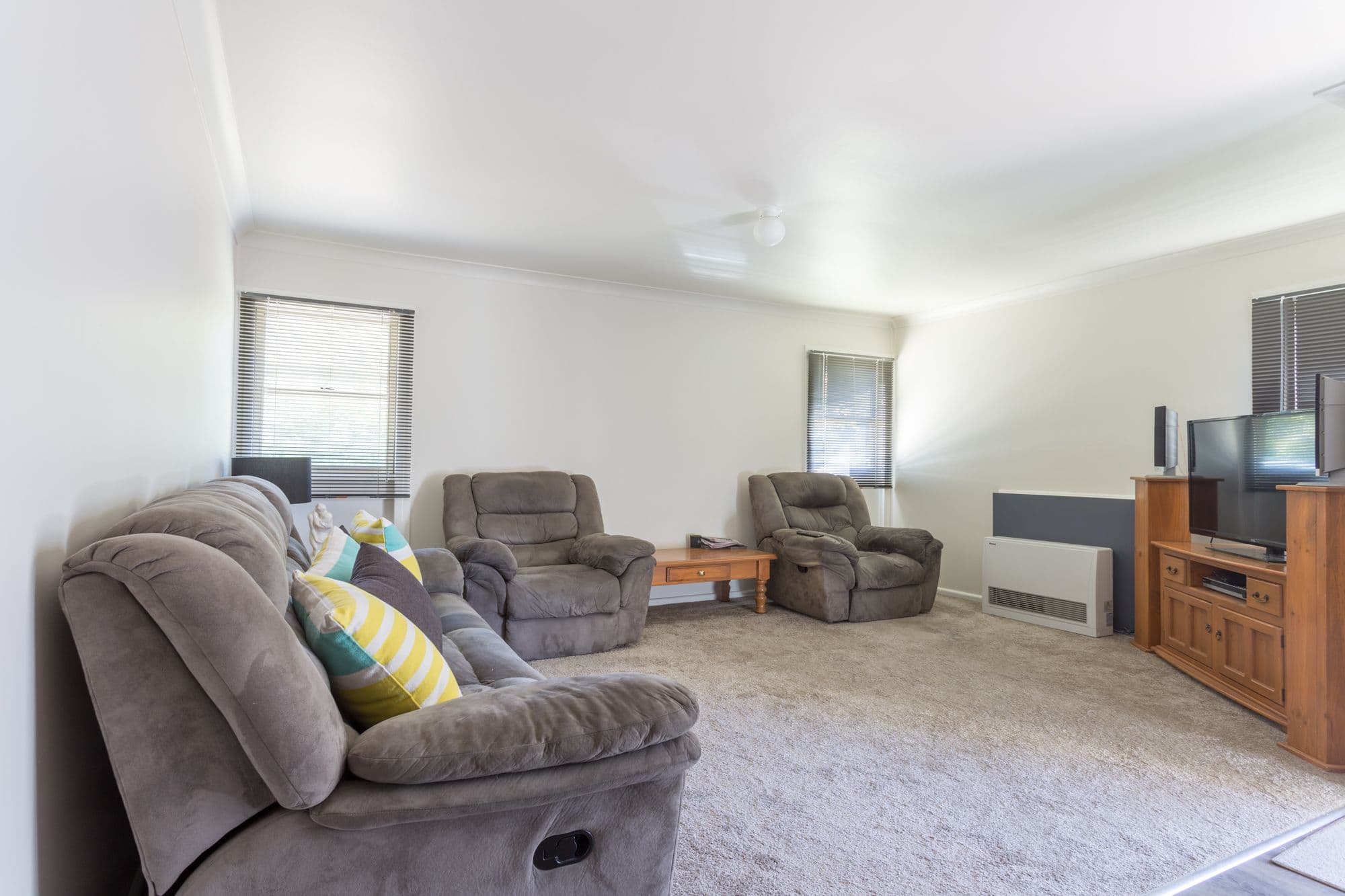 33 Adina Crescent, Orange - Thumbnail 2