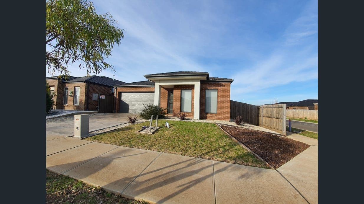 9 Parkinson Street, WEIR VIEWS VIC 3338, Weir Views - Image 1