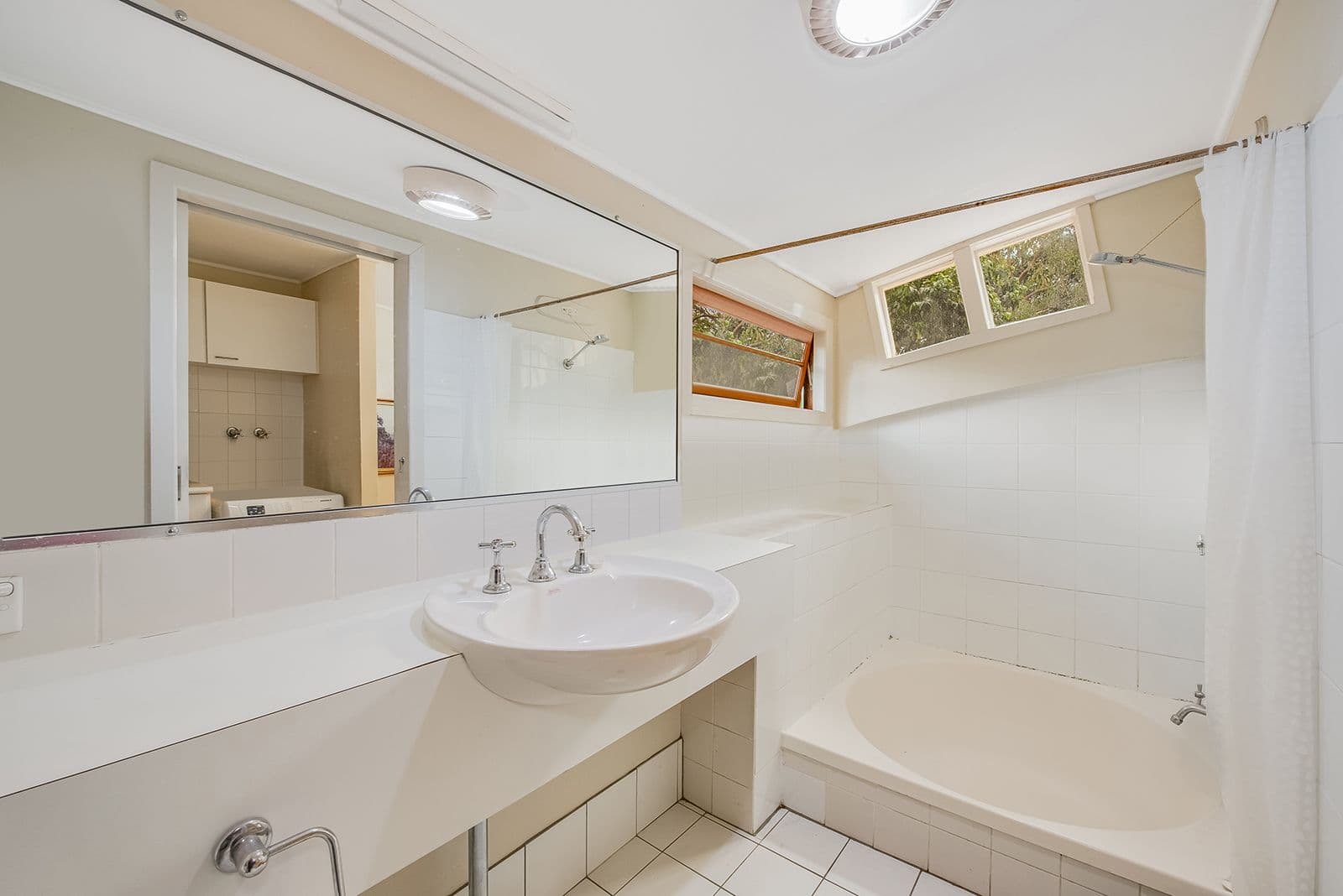 22 Dobell Street, Indooroopilly QLD 4068, Indooroopilly - Thumbnail 8