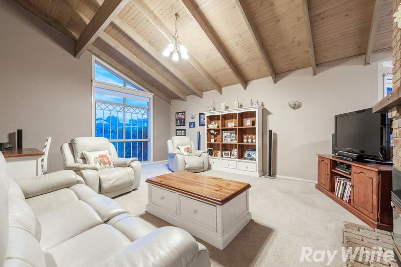 66 Hawkes Drive, Mill Park VIC 3082, Mill Park - Thumbnail 2