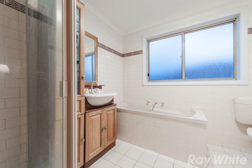 66 Hawkes Drive, Mill Park VIC 3082, Mill Park - Thumbnail 8