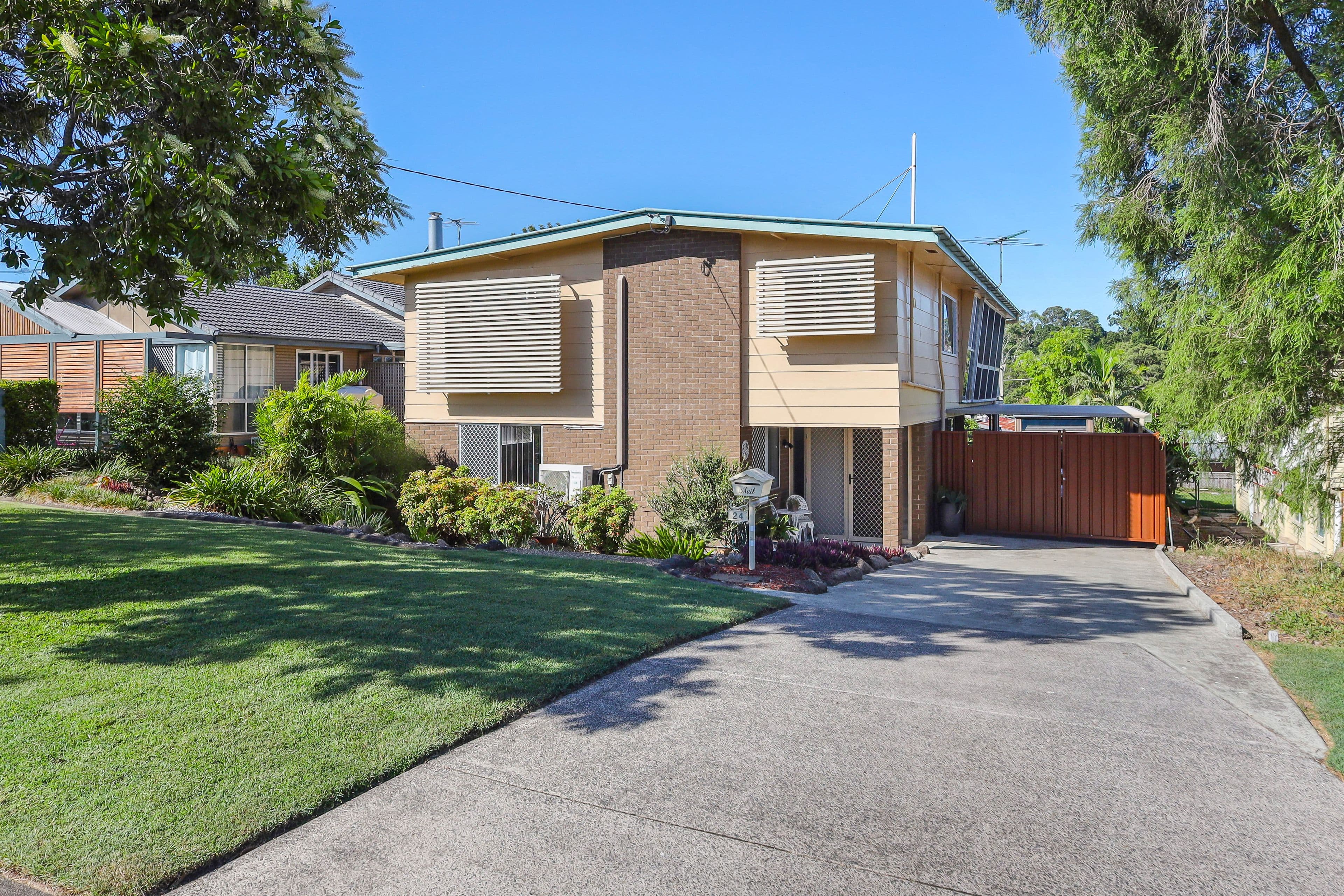 24 Yanderra Avenue, Arana Hills QLD 4054, Arana Hills - Image 1