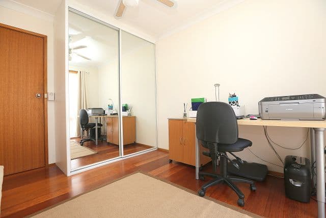 4 Bangalay Street, Georges Hall NSW 2198, Georges Hall - Thumbnail 8