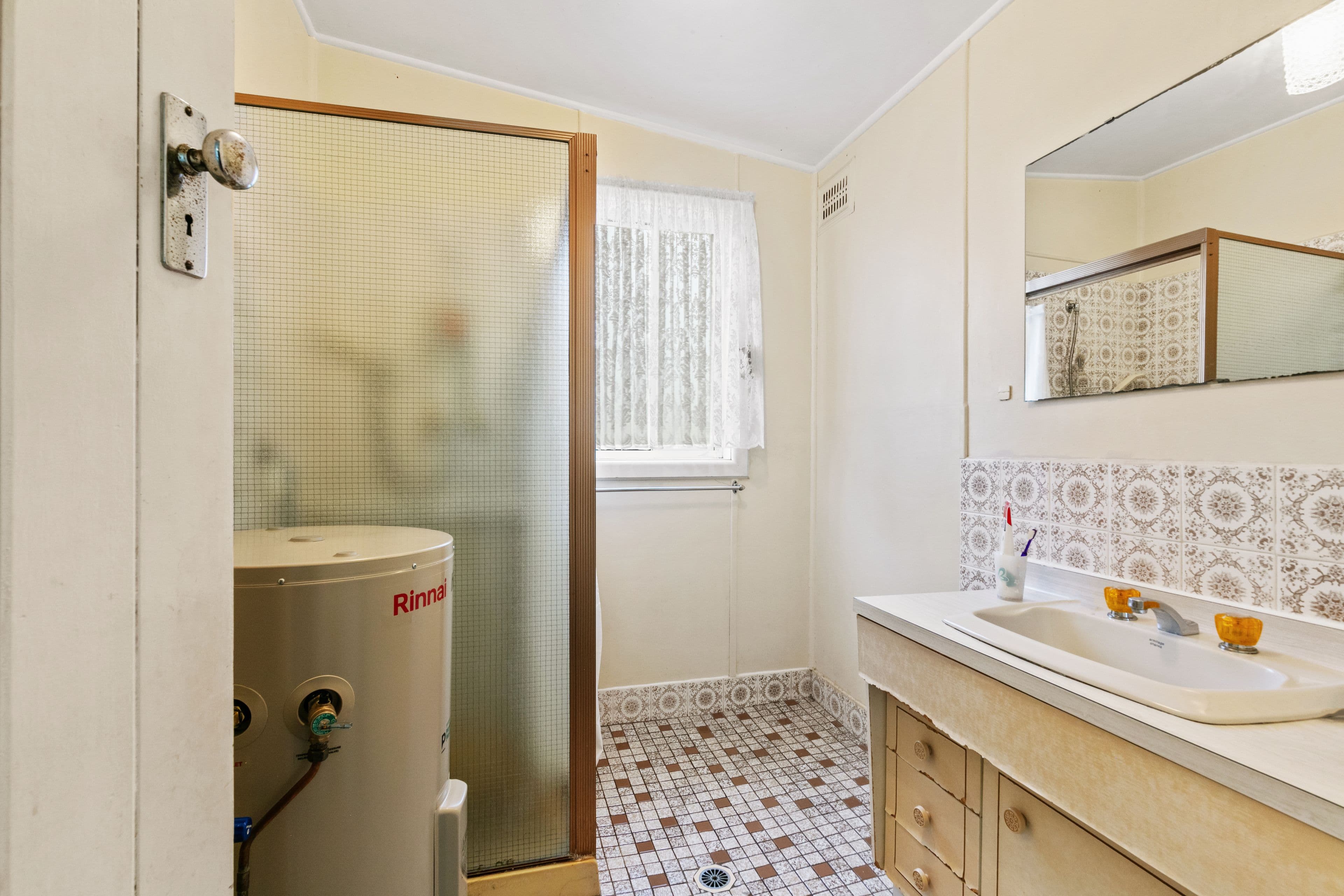 8 Kala Avenue, Halekulani NSW 2262, Halekulani - Thumbnail 6