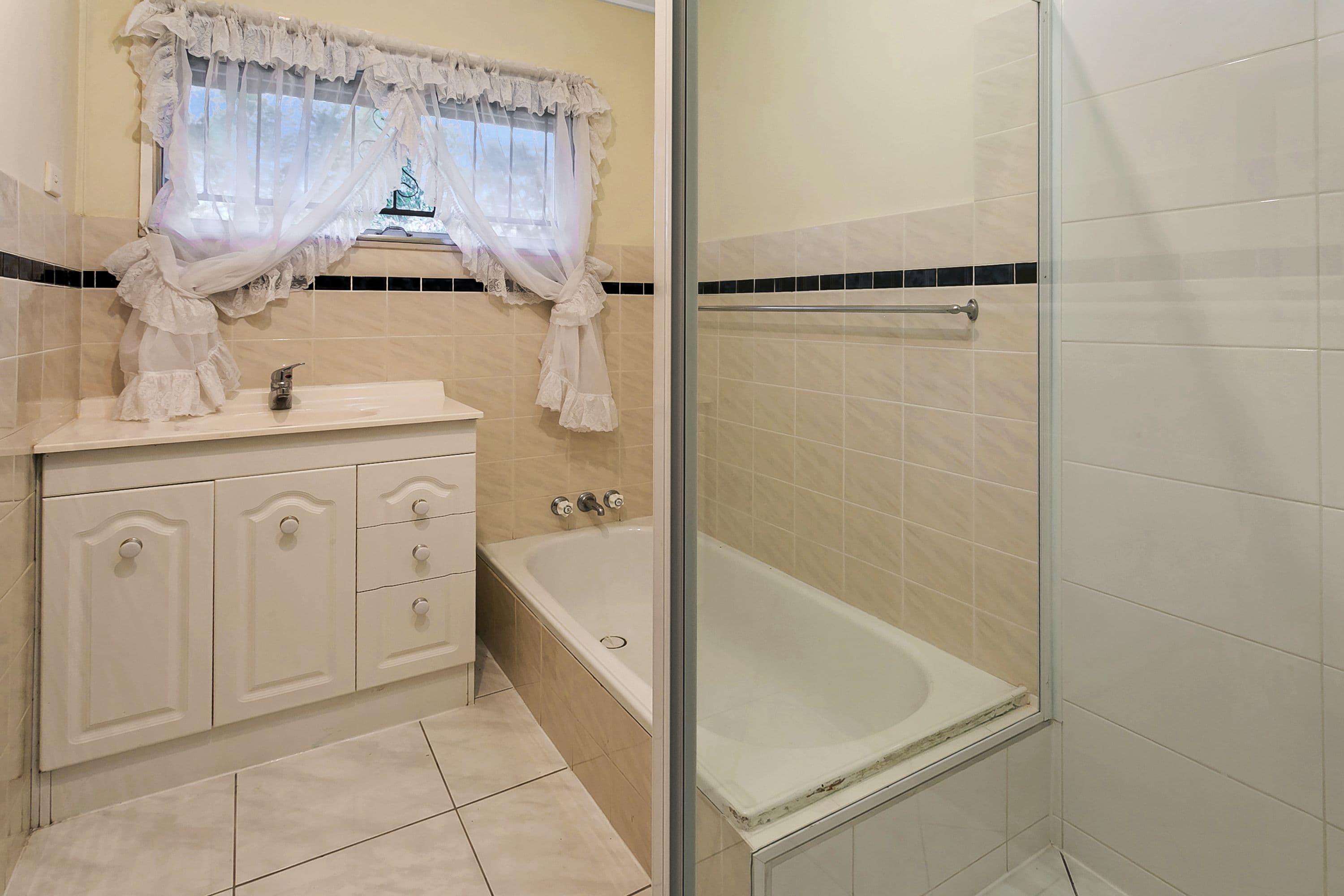 21 Durness Street, Kenmore QLD 4069, Kenmore - Thumbnail 8