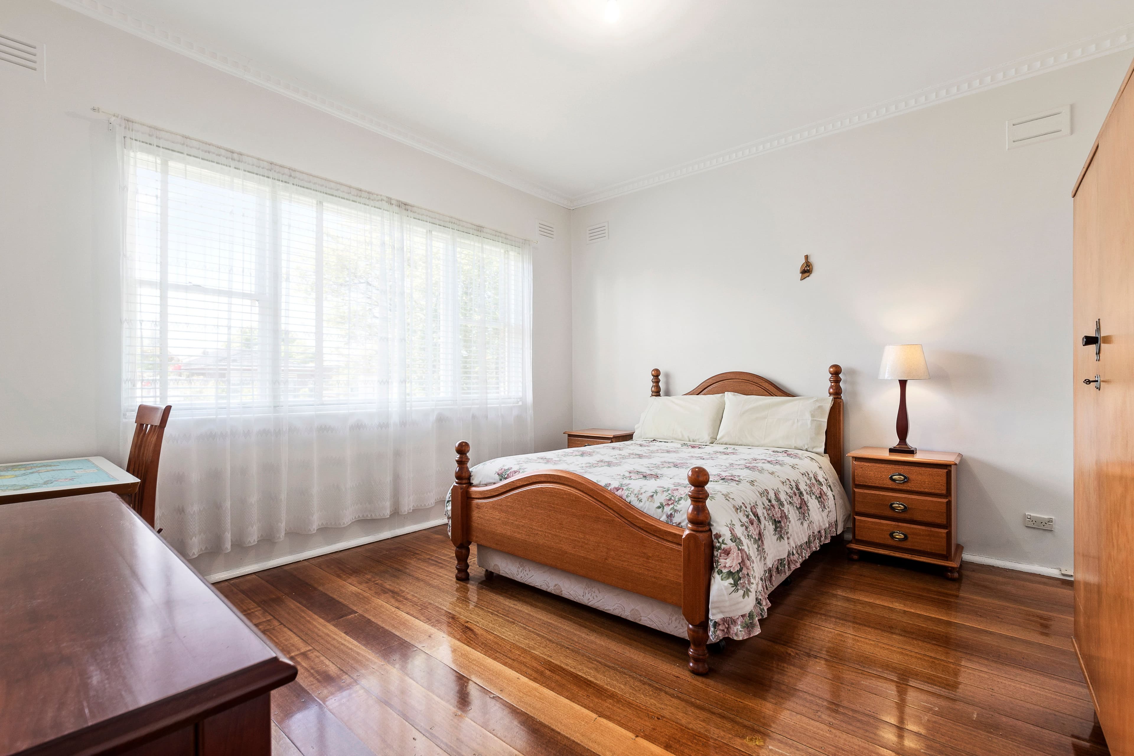 27 Tennyson Avenue, Clayton South VIC 3169, Clayton South - Thumbnail 3