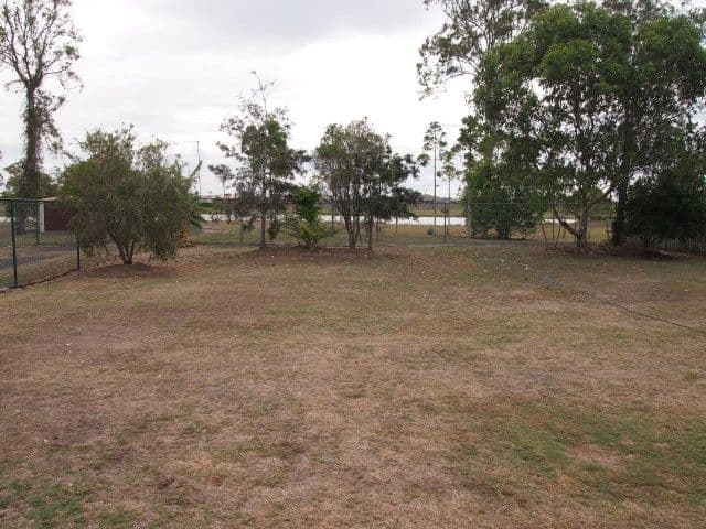 27 Brolga Court, ELI WATERS QLD 4655, Eli Waters - Thumbnail 2