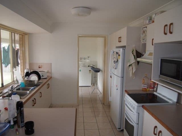 27 Brolga Court, ELI WATERS QLD 4655, Eli Waters - Thumbnail 4