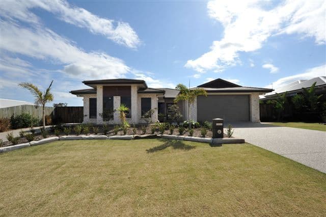 32 Sommariva Street, WESTBROOK QLD 4350, Westbrook - Image 1