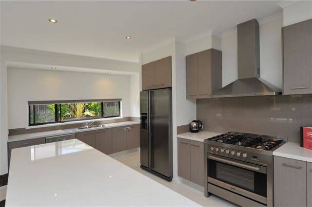 32 Sommariva Street, WESTBROOK QLD 4350, Westbrook - Thumbnail 4
