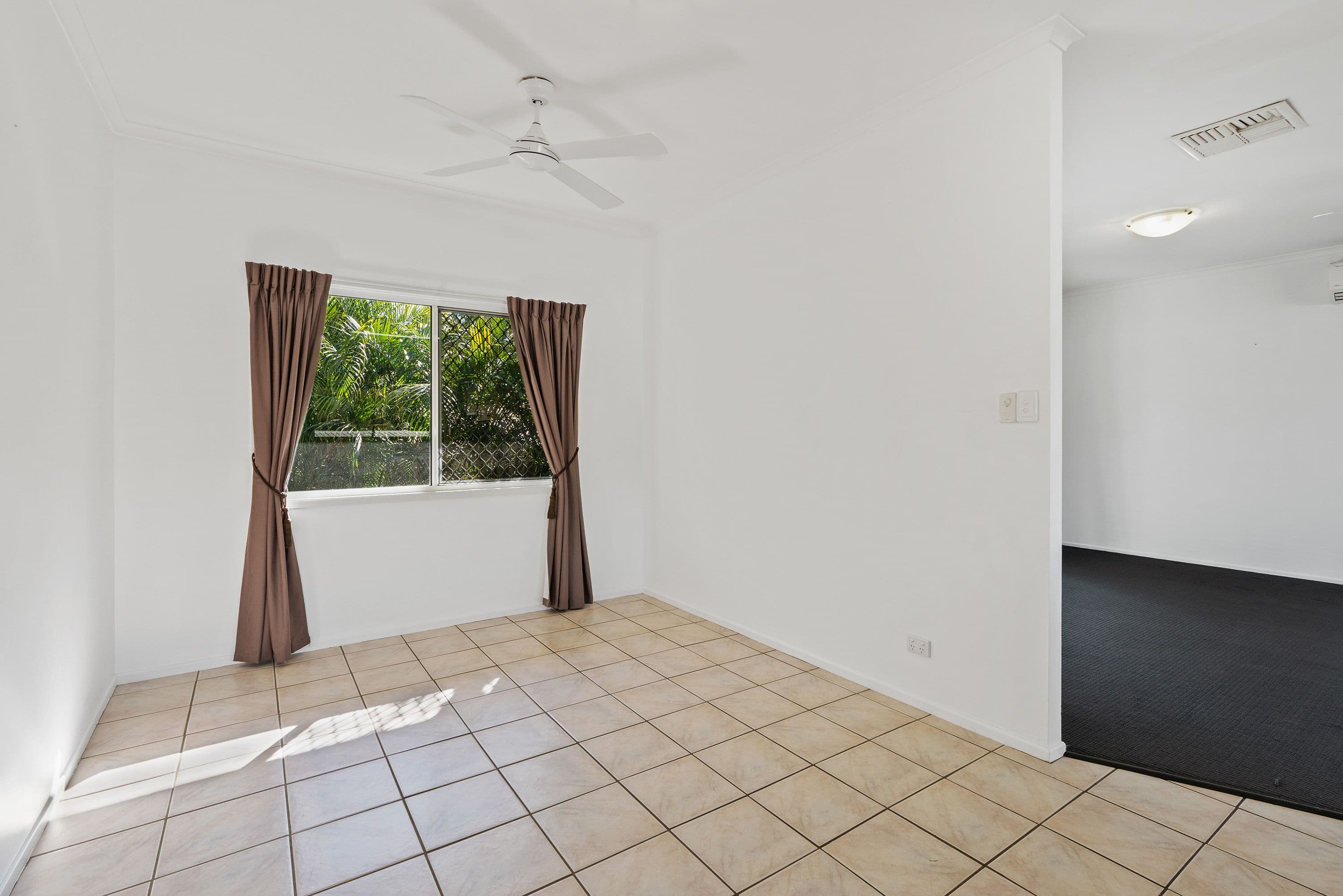 26 Colleen Avenue, Emerald QLD 4720, Emerald - Thumbnail 6
