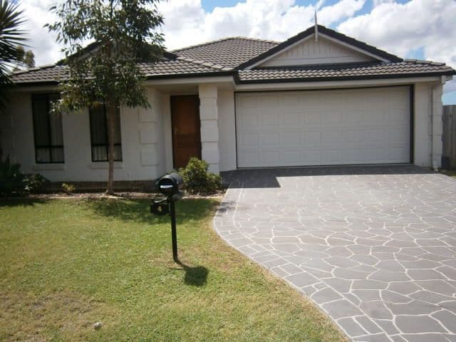 4 Piccadilly Place, FOREST LAKE QLD 4078, Forest Lake - Image 1