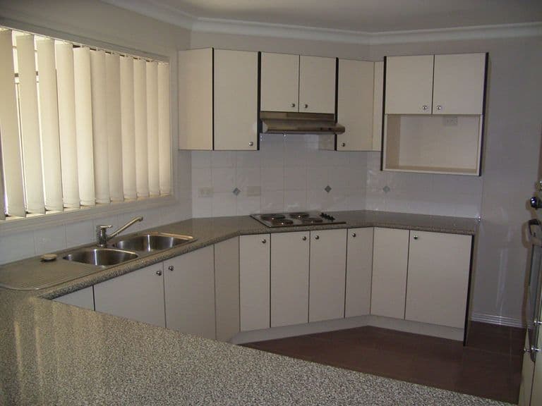 4 Piccadilly Place, FOREST LAKE QLD 4078, Forest Lake - Thumbnail 2