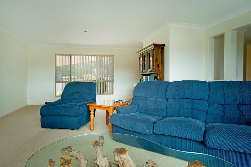 8 Fimbriata Court, ORMEAU QLD 4208, Ormeau - Thumbnail 2