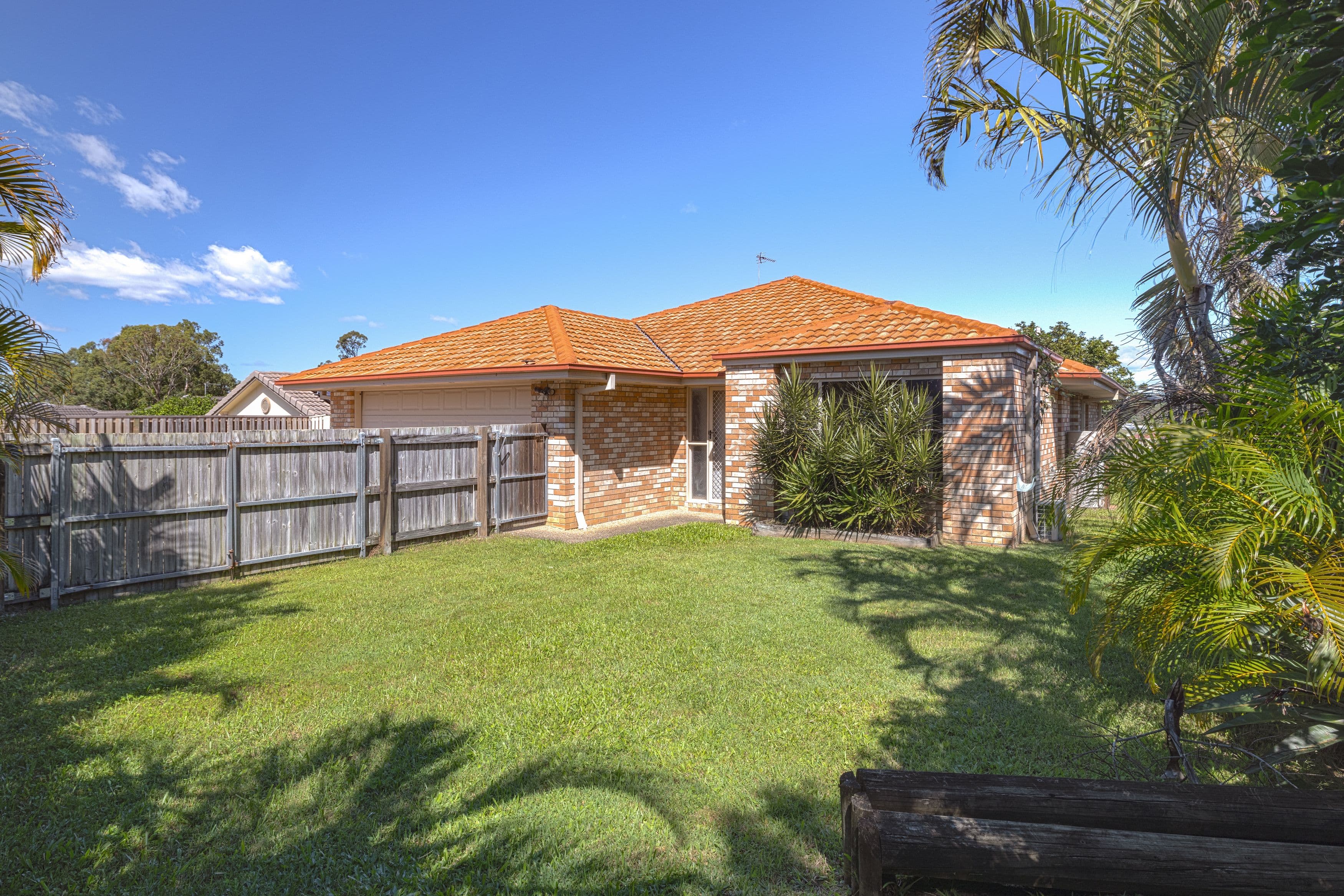8 Bedroff Street, Upper Coomera QLD 4209, Upper Coomera - Thumbnail 2