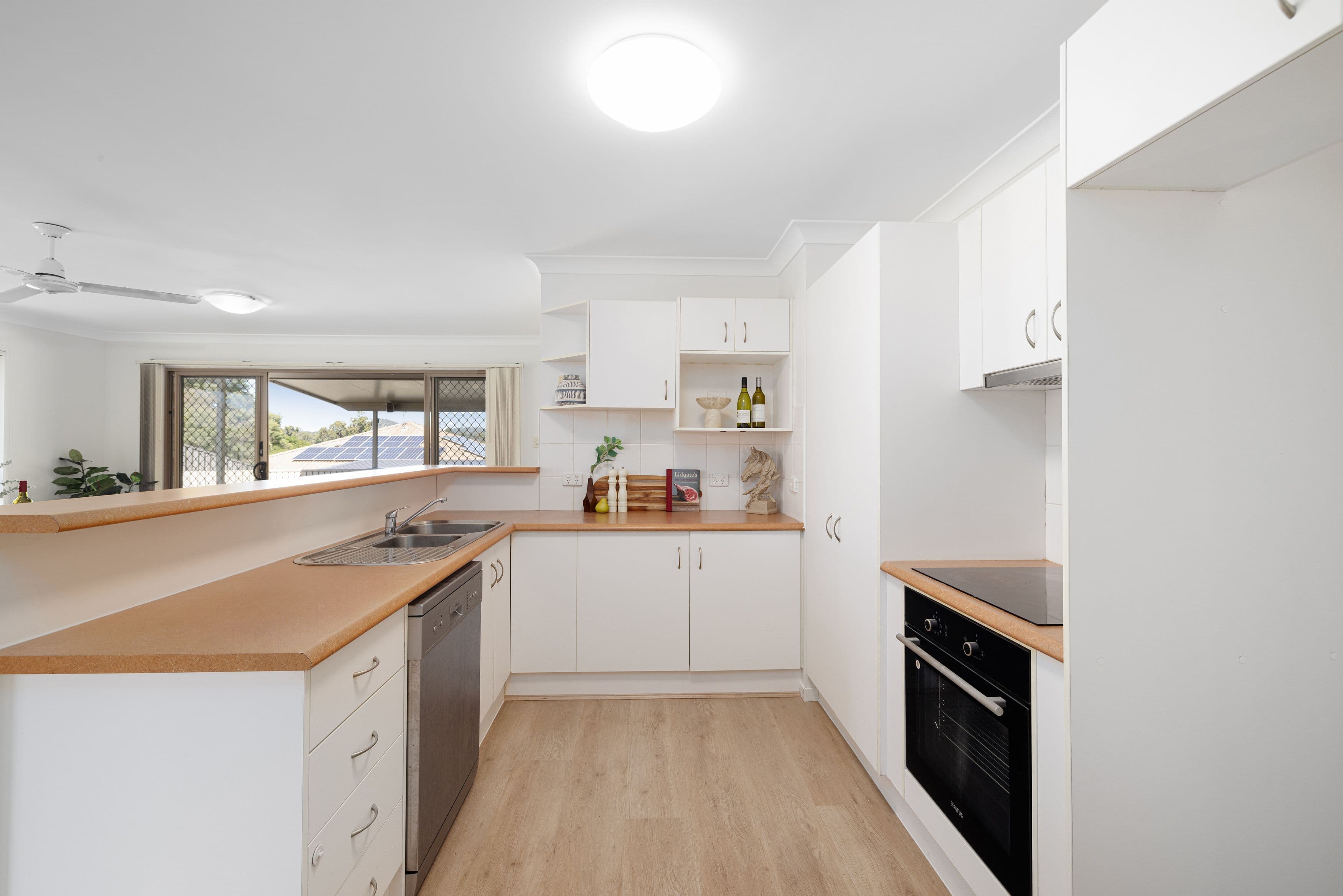 8 Bedroff Street, Upper Coomera QLD 4209, Upper Coomera - Thumbnail 6