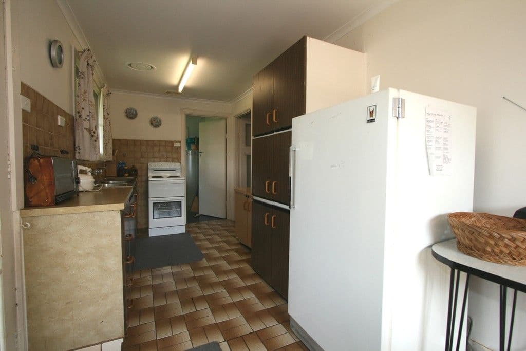 4 Elwood Avenue, Surf Beach VIC 3922, Surf Beach - Thumbnail 4