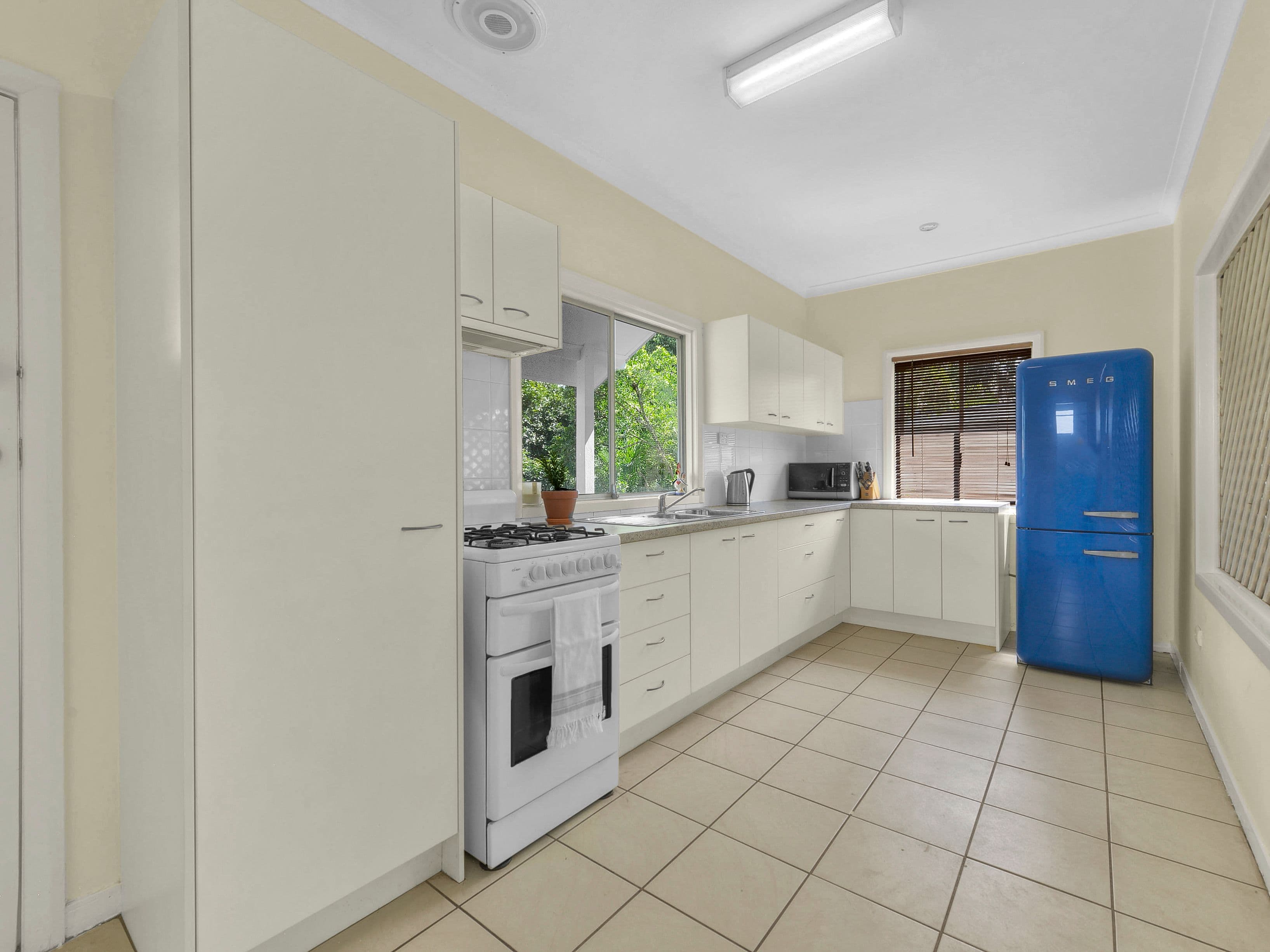 71 Sandon Street, Graceville QLD 4075, Graceville - Thumbnail 5