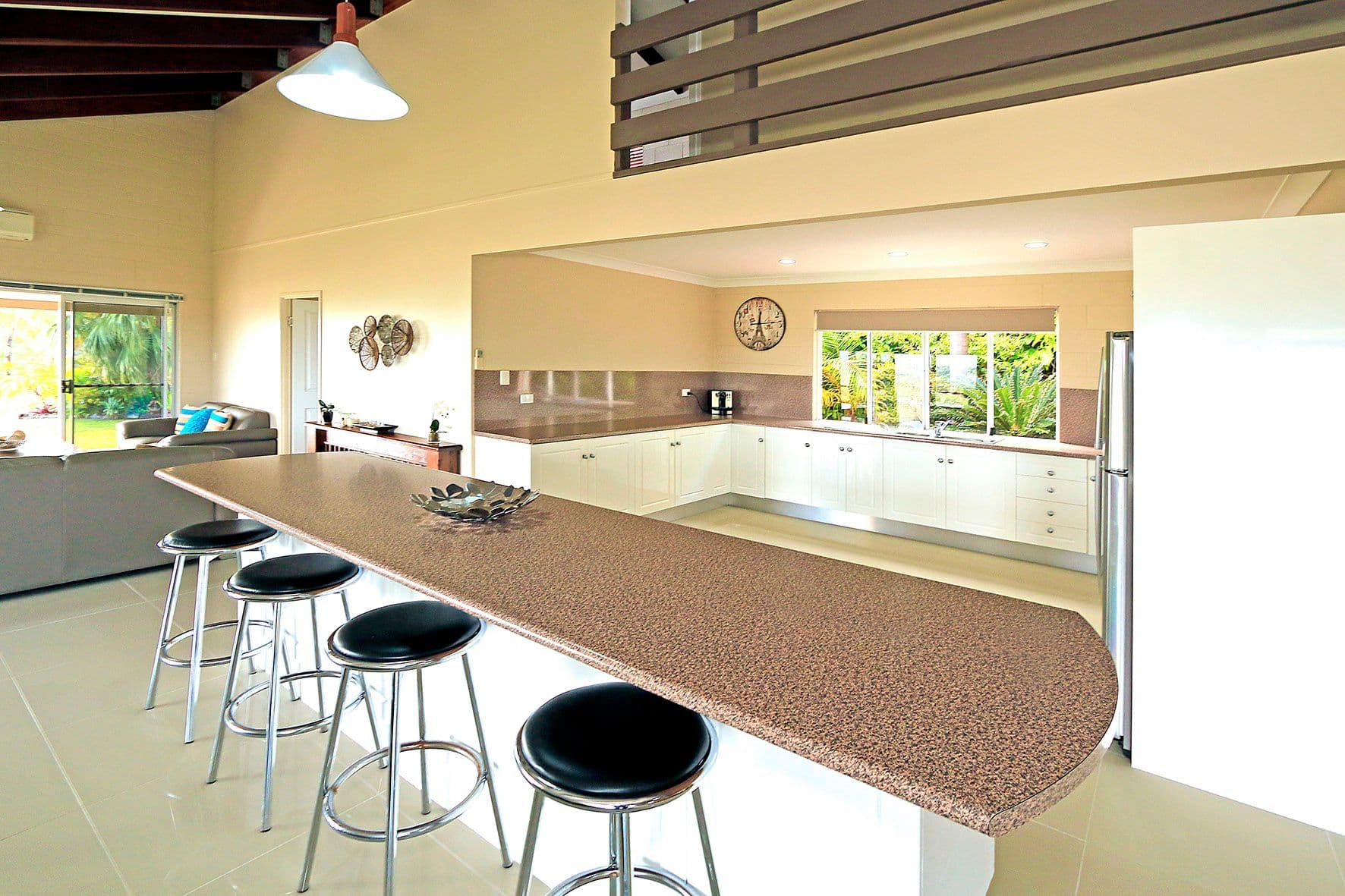 9 Hardy Street, Emu Park QLD 4710, Emu Park - Thumbnail 5