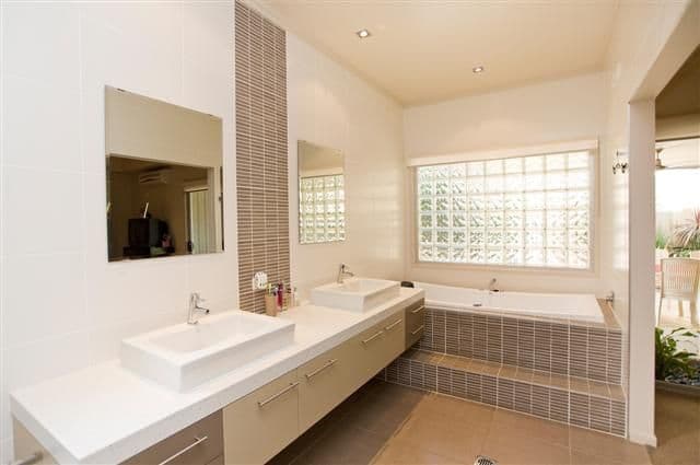 52 Framont Avenue, HOLLAND PARK QLD 4121, Holland Park - Thumbnail 6