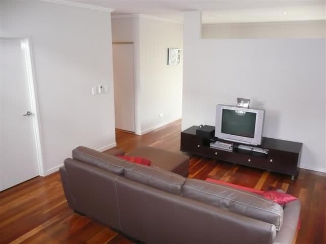 52 Framont Avenue, HOLLAND PARK QLD 4121, Holland Park - Thumbnail 8