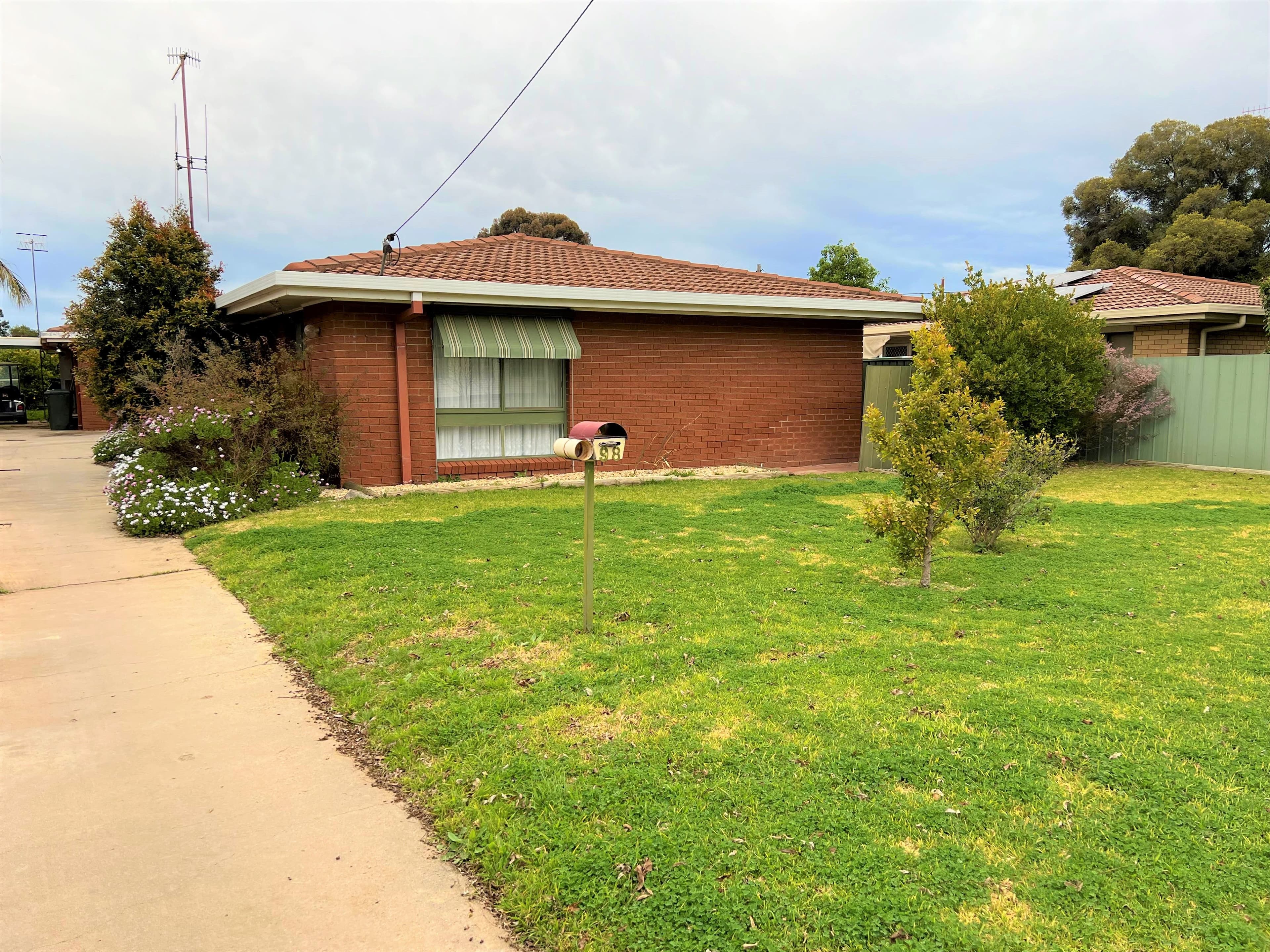 98 Dick Street, Deniliquin NSW 2710, Deniliquin - Image 1