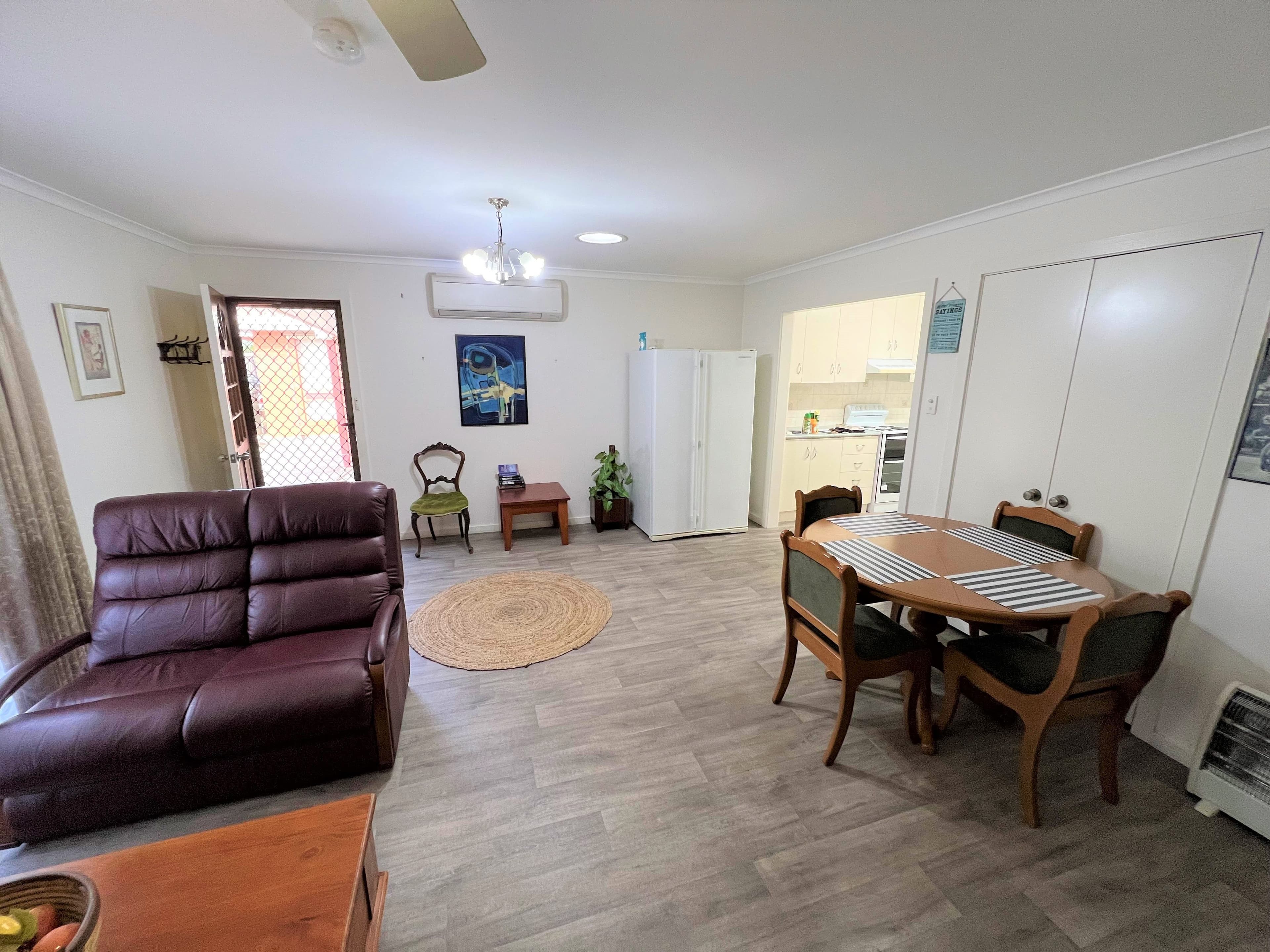 98 Dick Street, Deniliquin NSW 2710, Deniliquin - Thumbnail 3