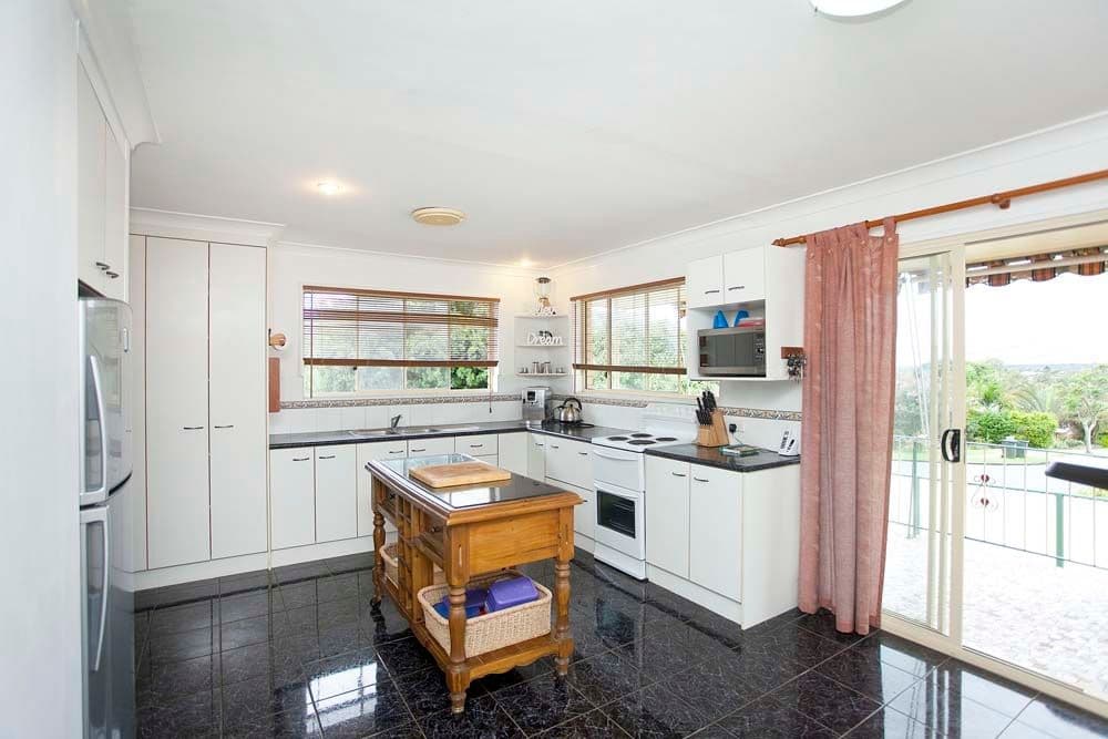 3 Garie Street, WISHART QLD 4122, Wishart - Thumbnail 2