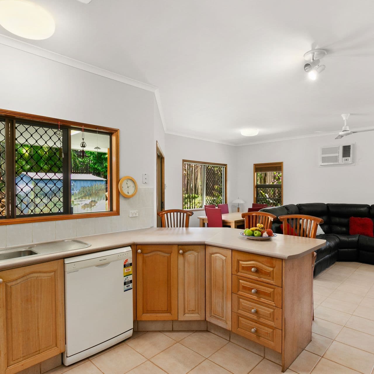 9 Toona Terrace, Redlynch QLD 4870, Redlynch - Thumbnail 4