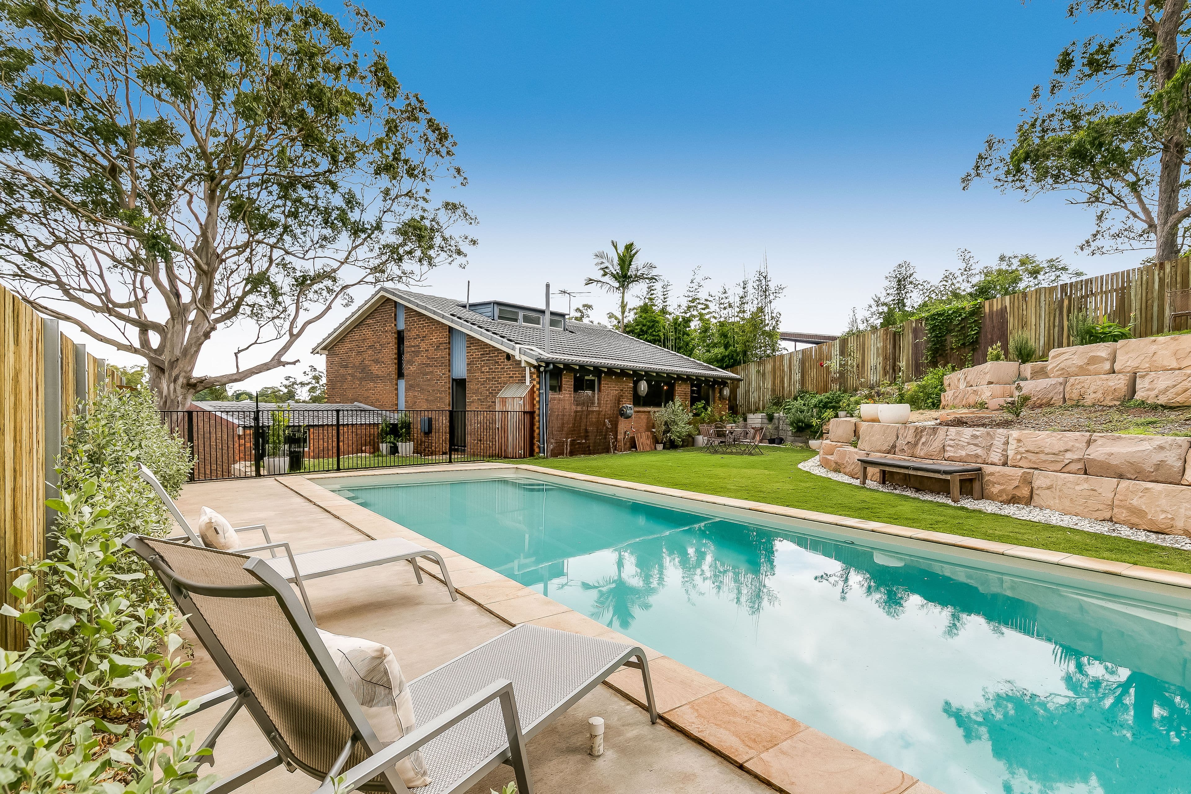 9 Brodie Street, Mount Lofty QLD 4350, Mount Lofty - Image 1