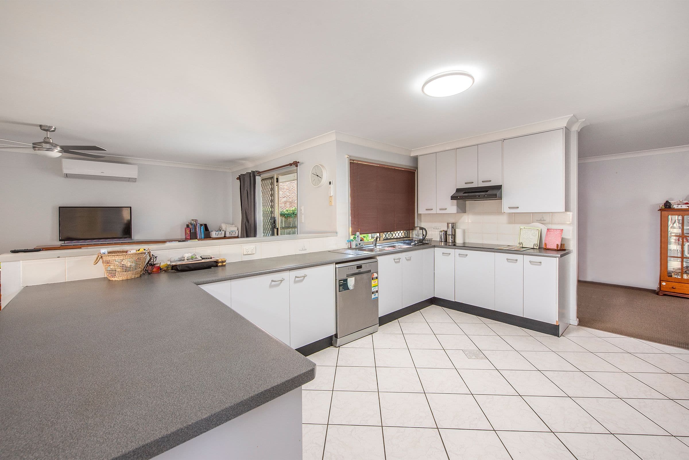 108 Holmead Road, Eight Mile Plains QLD 4113, Eight Mile Plains - Thumbnail 2
