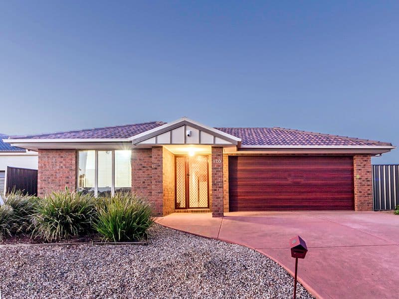 120 Manor Lake Boulevard, Wyndham Vale VIC 3024, Wyndham Vale - Thumbnail 2