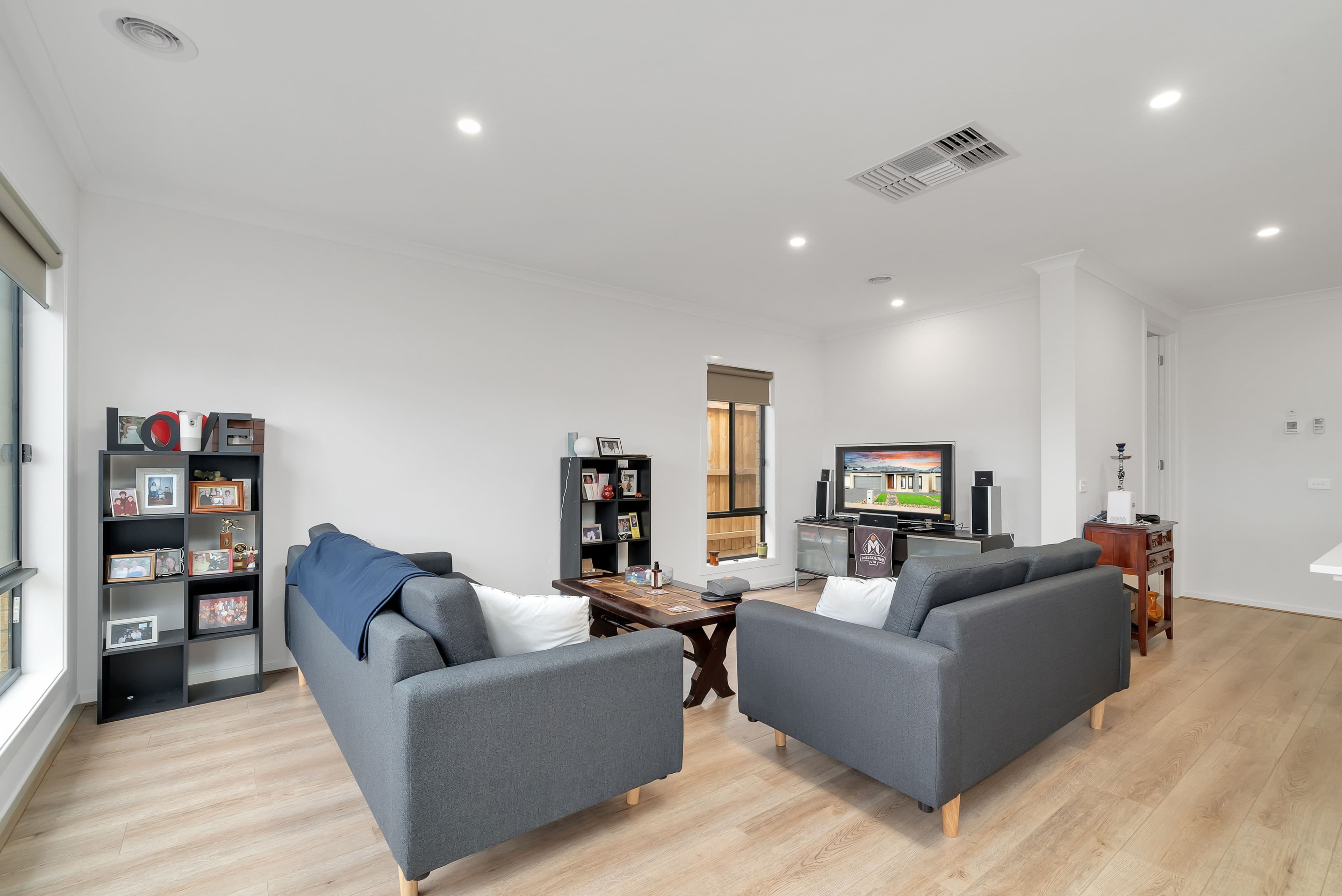 212 Waterhaven Boulevard, Point Cook VIC 3030, Point Cook - Thumbnail 6