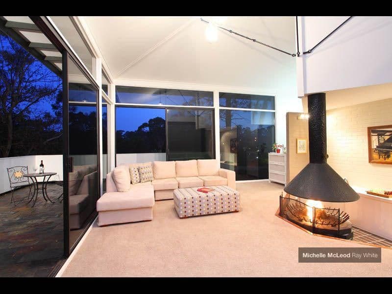 13 Yeoman Street, CHAPEL HILL QLD 4069, Chapel Hill - Thumbnail 3