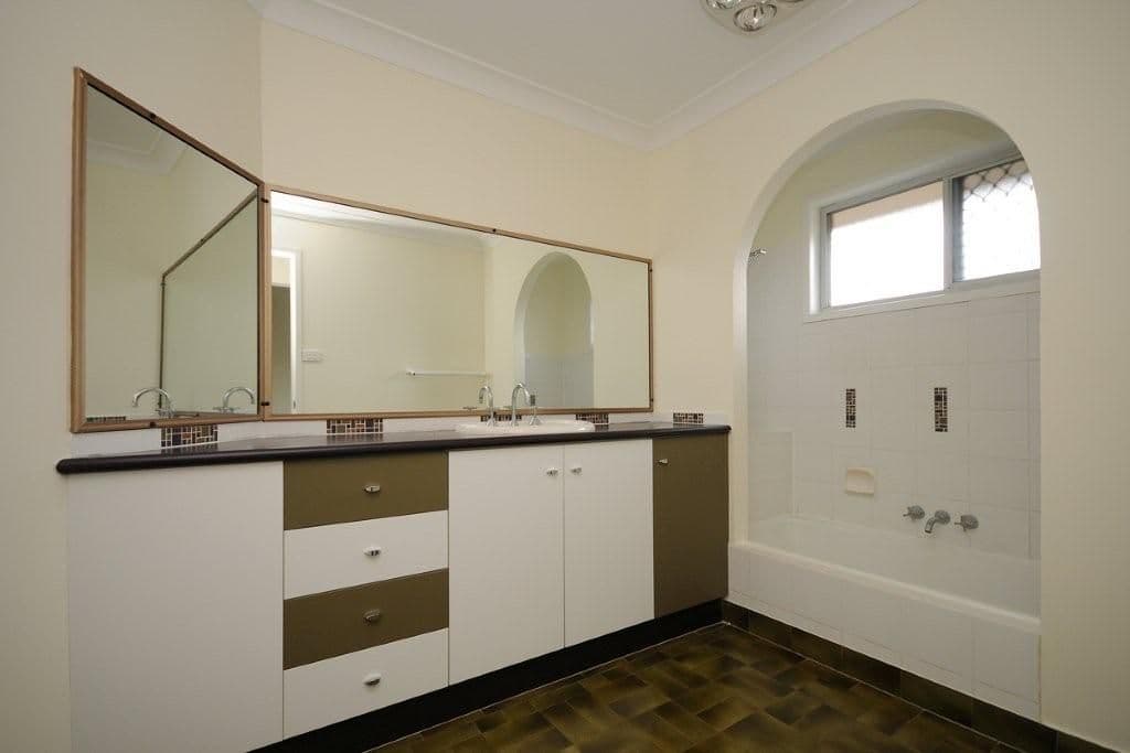 15 Lucinda Street, RANGEVILLE QLD 4350, Rangeville - Thumbnail 7