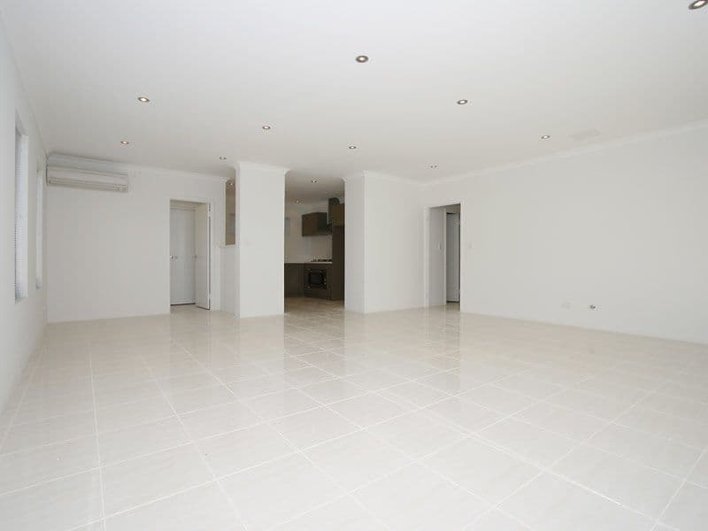 152b Grand Prom, DOUBLEVIEW WA 6018, Doubleview - Thumbnail 2