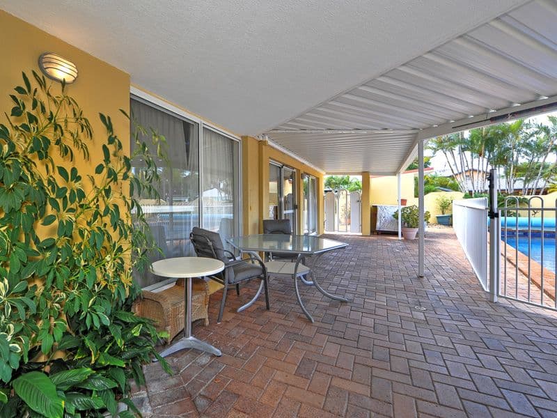 54 Pebble Beach Drive, RUNAWAY BAY QLD 4216, Runaway Bay - Thumbnail 4