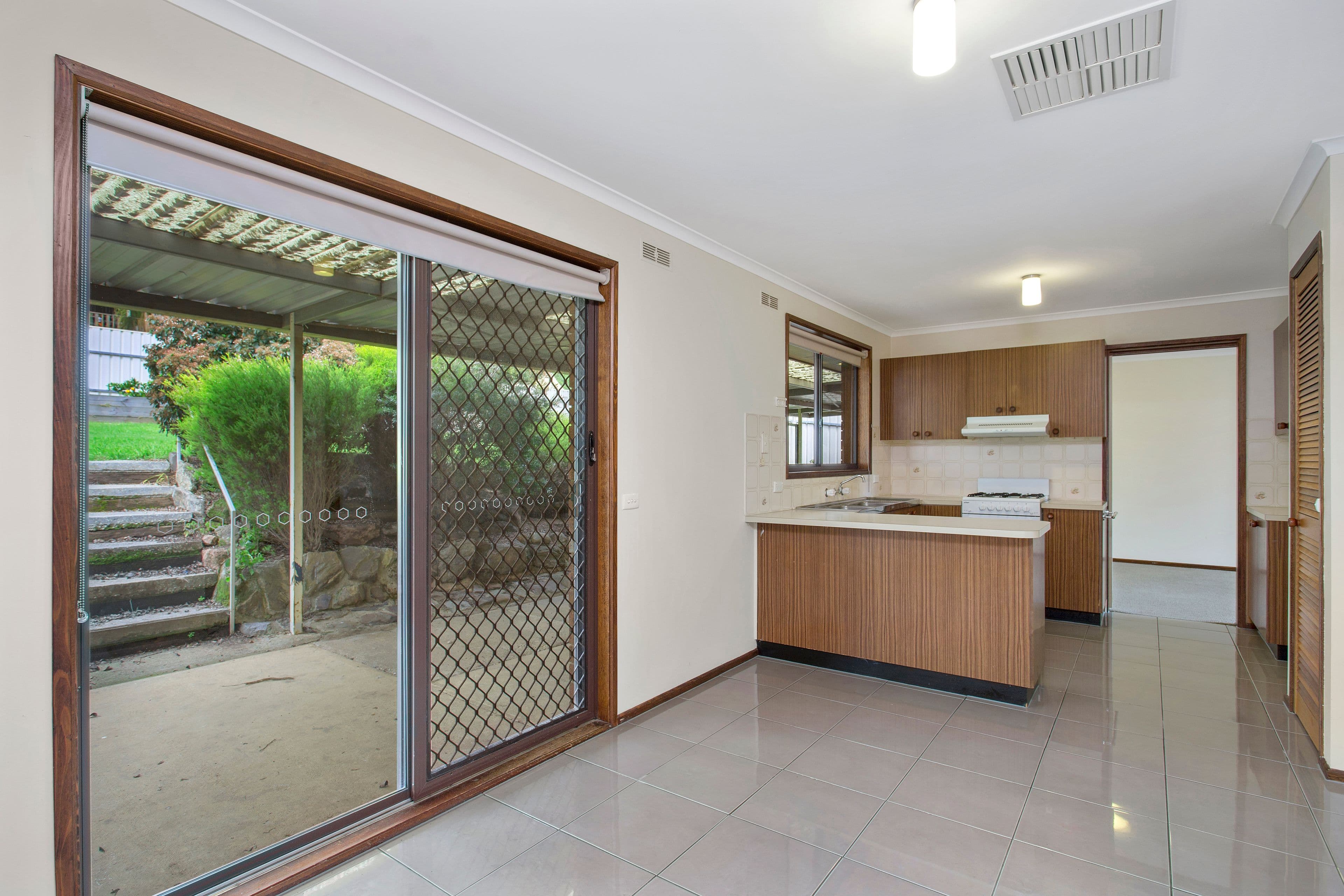28 Wiltshire Crescent, Wodonga VIC 3690, Wodonga - Thumbnail 4