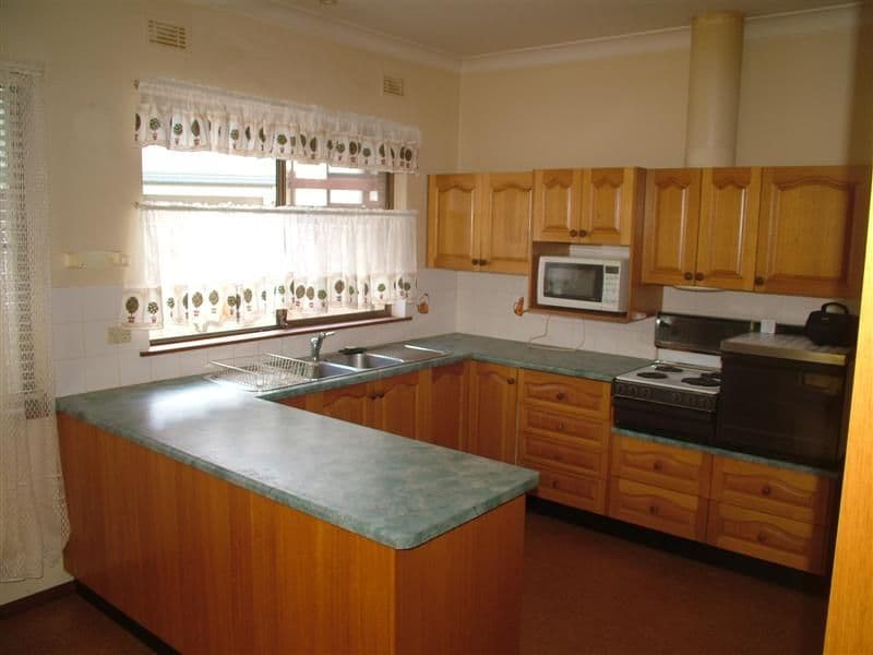 21 Brigalow Avenue, DUBBO NSW 2830, Dubbo - Thumbnail 3
