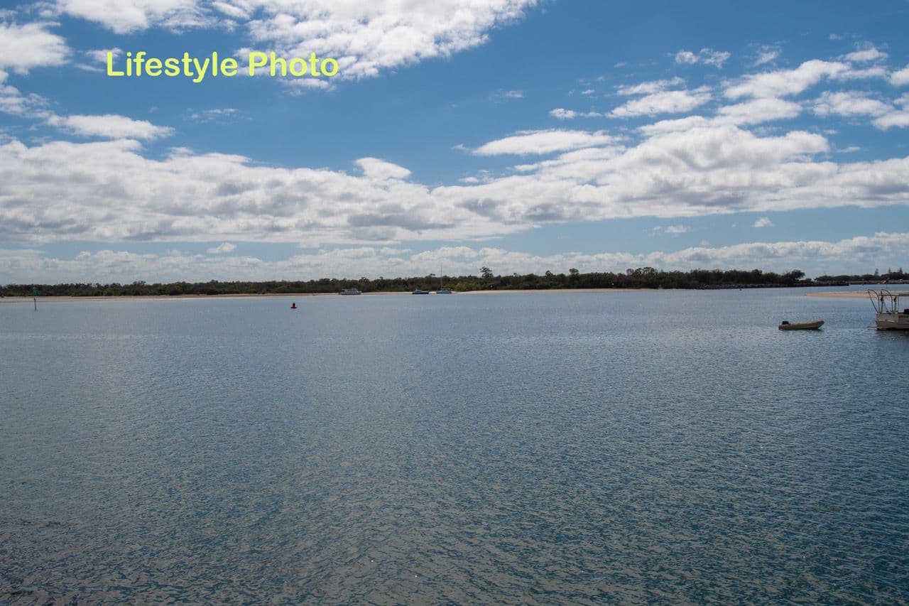 160-162 Frank Street, Labrador QLD 4215, Labrador - Thumbnail 3