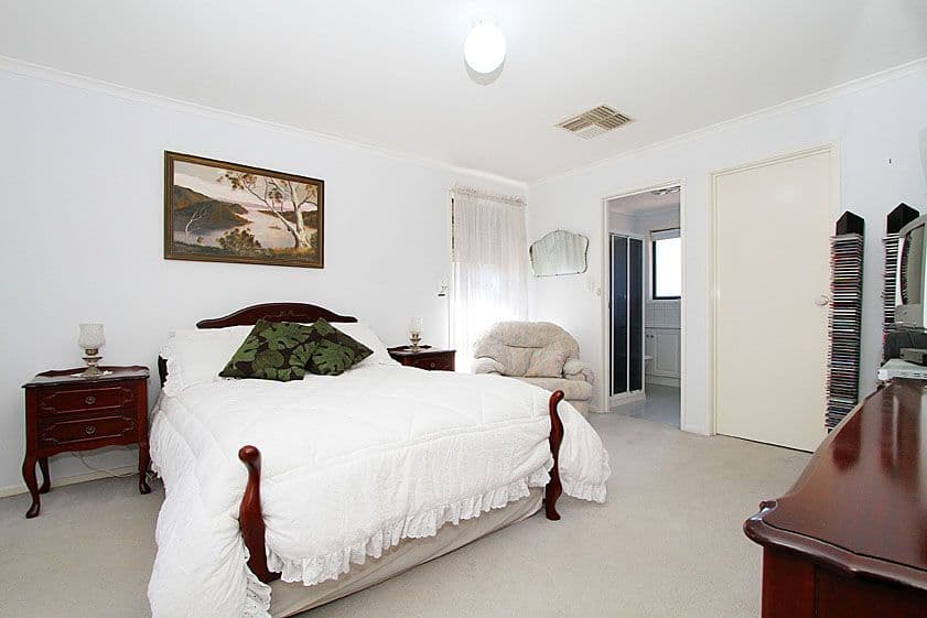 216 Childs Road, MILL PARK VIC 3082, Mill Park - Thumbnail 6