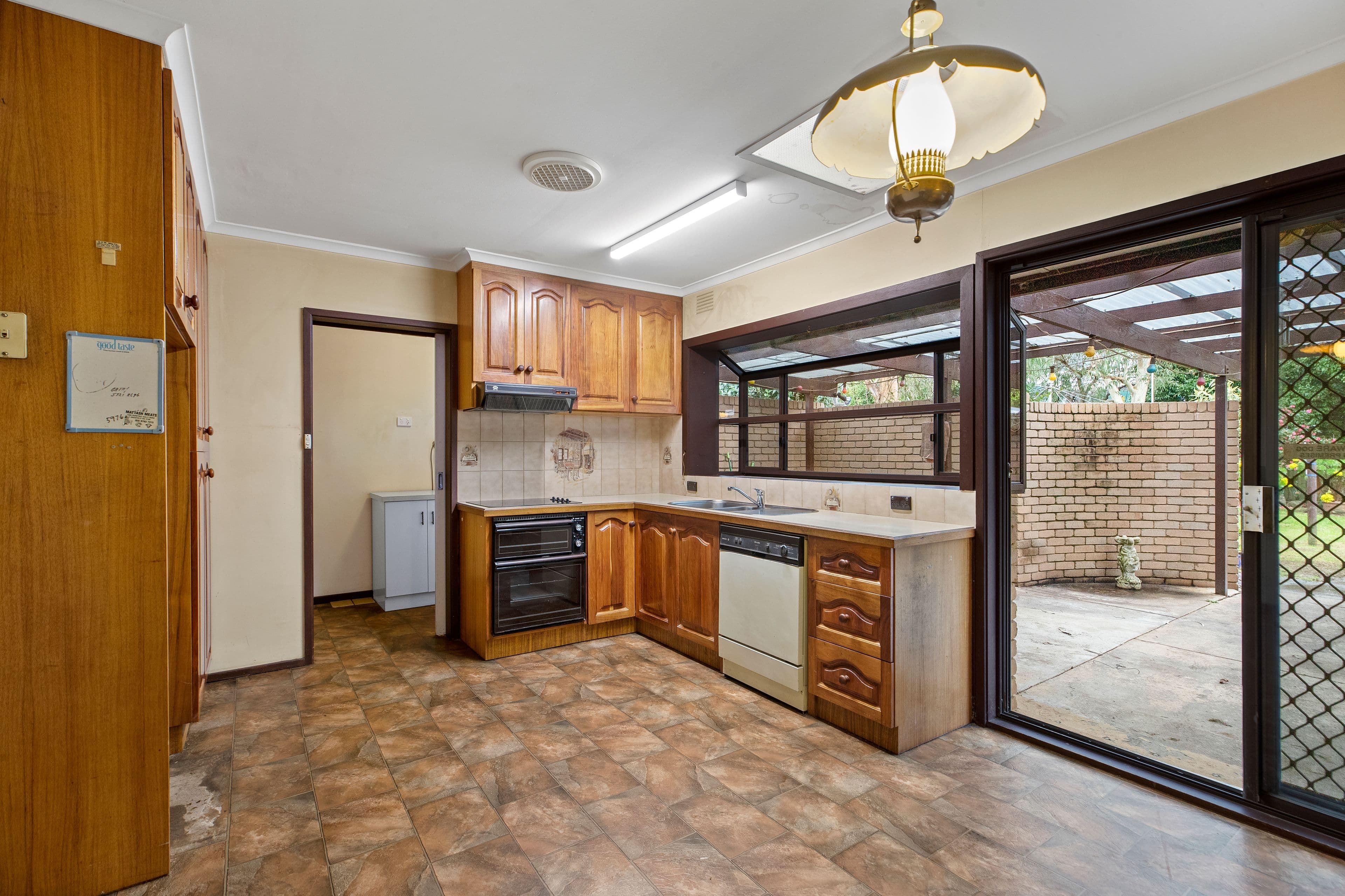 8 O'Connor Road, Knoxfield VIC 3180, Knoxfield - Thumbnail 3