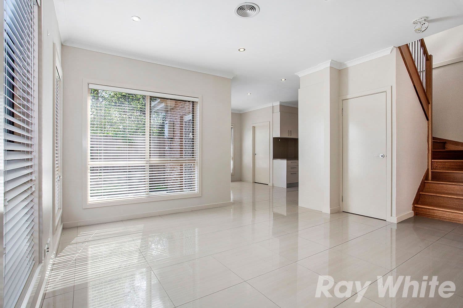 8 Leman Crescent, Noble Park VIC 3174, Noble Park - Thumbnail 5
