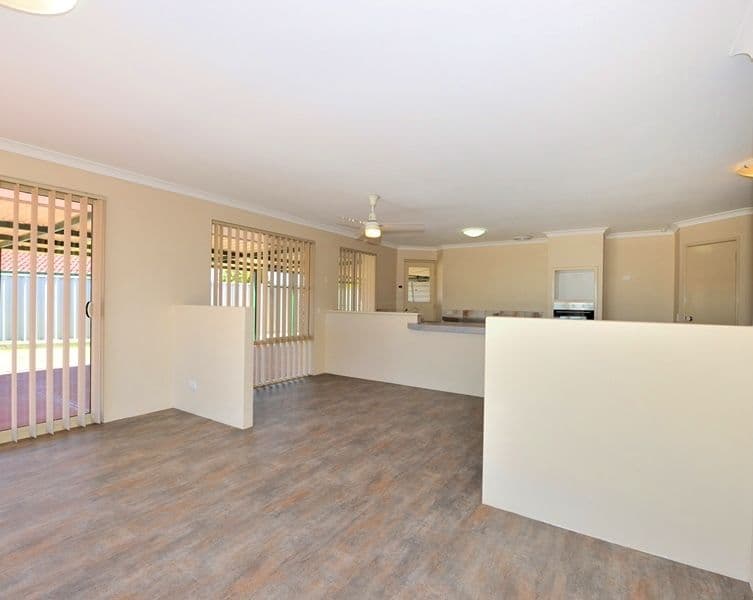 8 Warilla Close, WAIKIKI WA 6169, Waikiki - Thumbnail 4