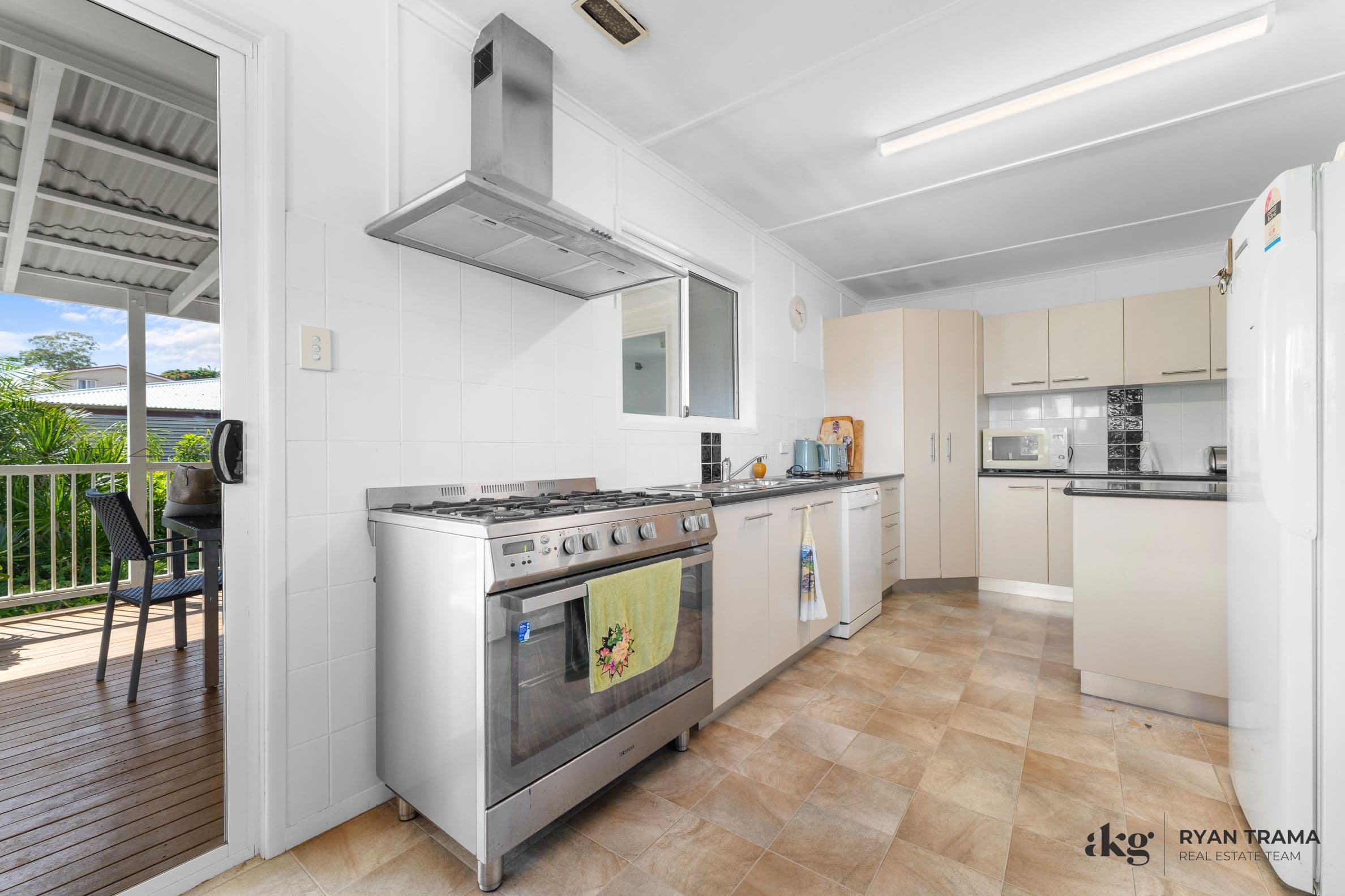 18 Kelston Street, Manly West QLD 4179, Manly West - Thumbnail 3