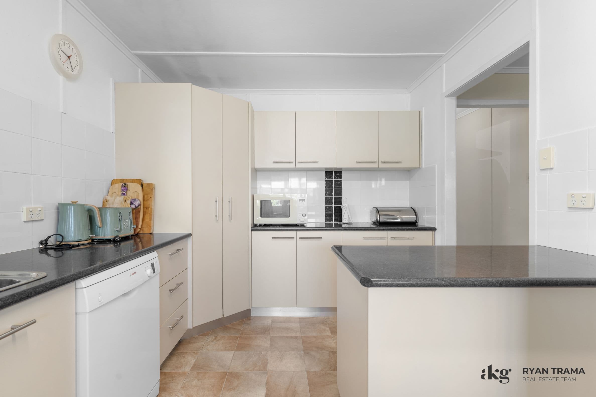 18 Kelston Street, Manly West QLD 4179, Manly West - Thumbnail 4